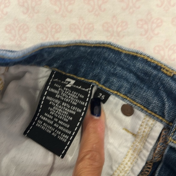 Seven Jean short - Picture 2 of 3